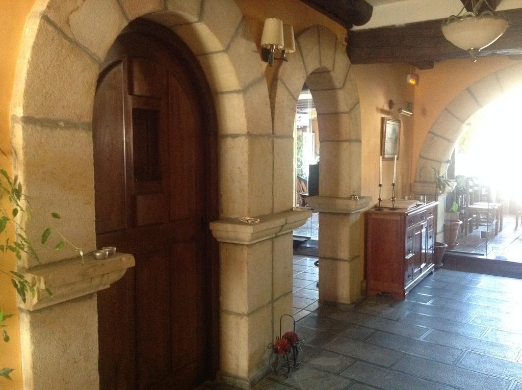 Trisileja En Puente Romano Toñanes エクステリア 写真
