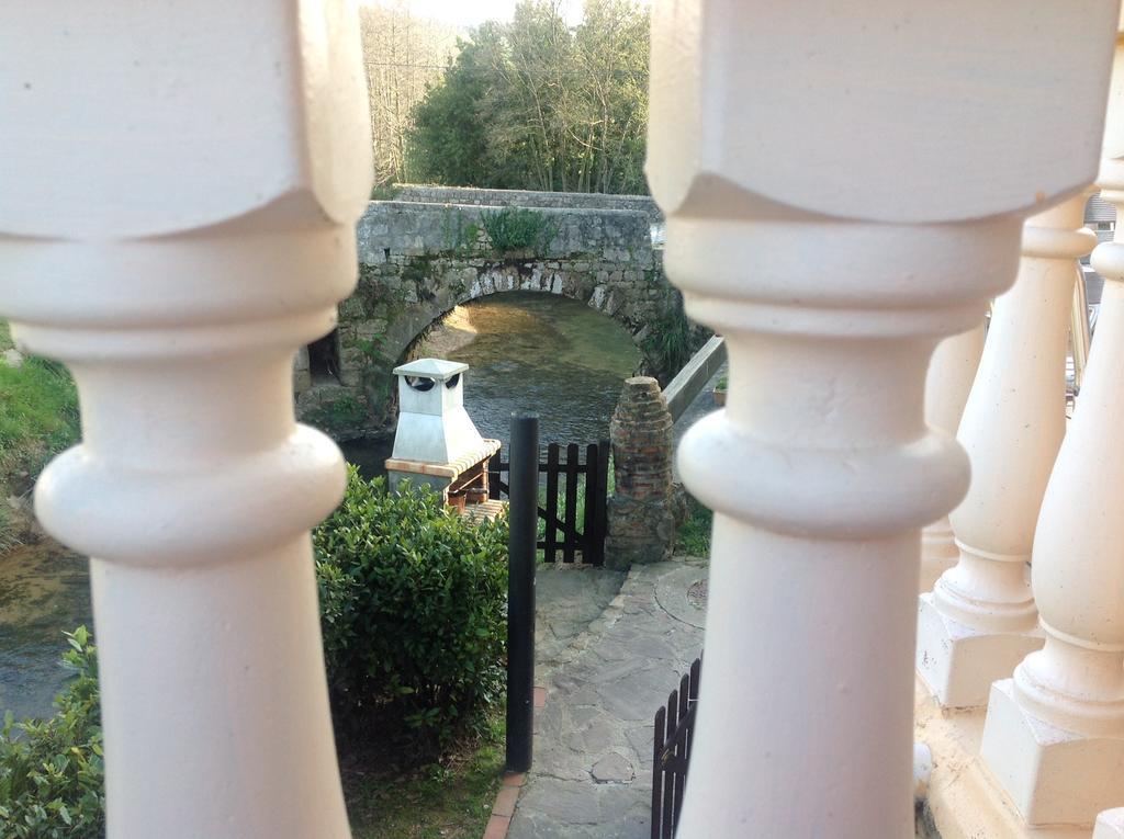 Trisileja En Puente Romano Toñanes エクステリア 写真