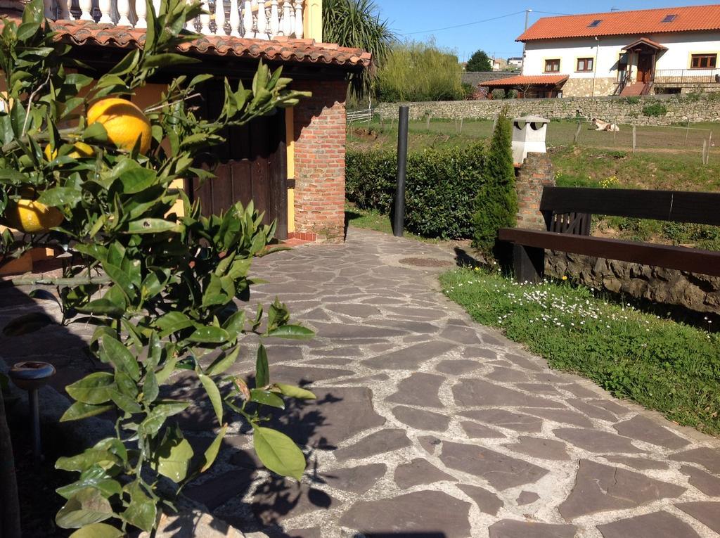 Trisileja En Puente Romano Toñanes エクステリア 写真